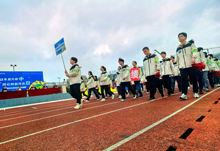 9、智勇沖鋒隊(duì)1.jpg